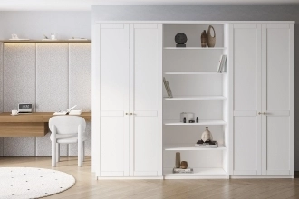 Шкаф распашной София РАХ-10 в белом цвете с гладкими фасадами